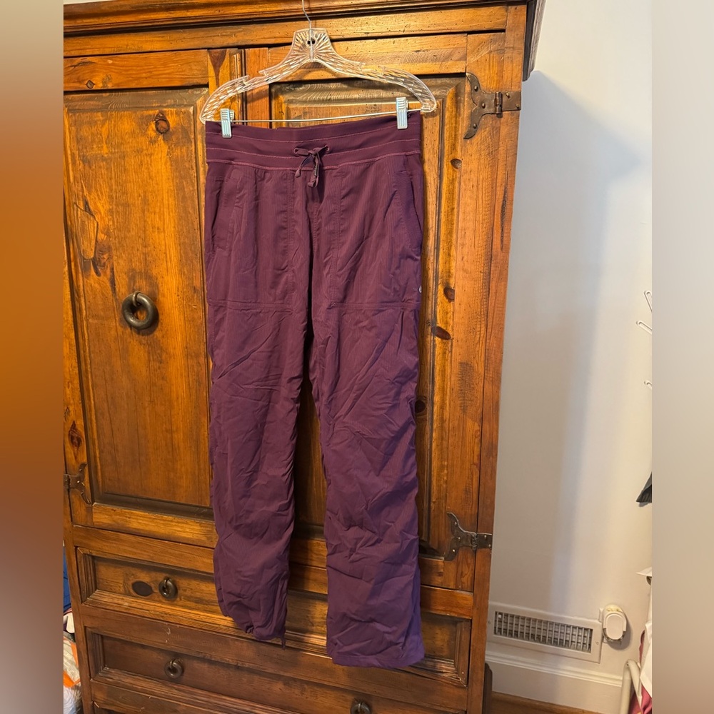 Lululemon studio pants